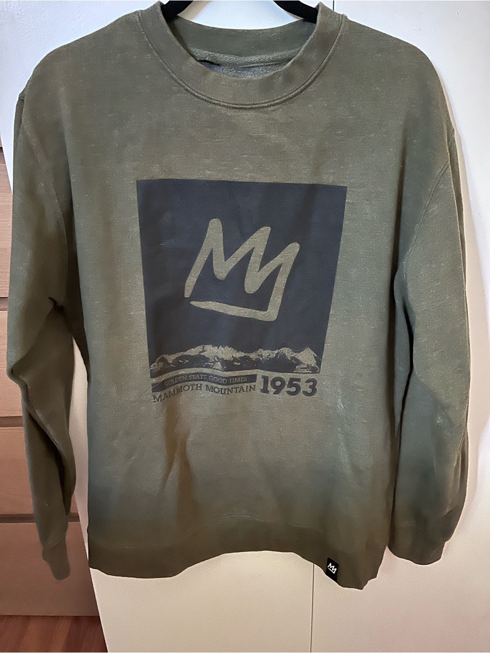Mammoth crewneck